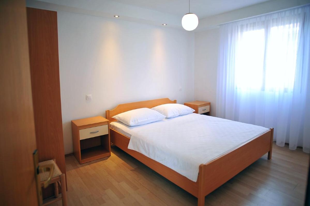 Apartmani Anita Medulin Exteriör bild